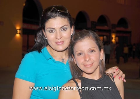 19072011  García, Rocío García y Karla Martínez.