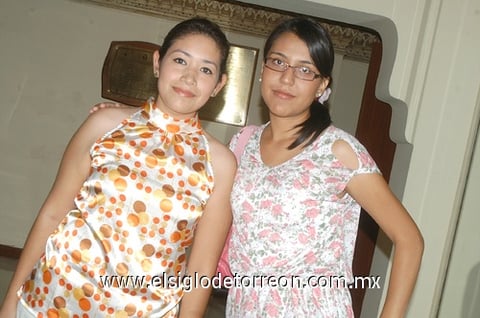 21072011 , Cecilia, Yasmín, Lorena y Ricardo.