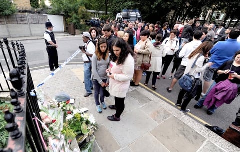 Janis, madre de la cantante Amy Winehouse, afirmó que su hija se veía en condiciones deplorables cuando la fue a visitar, un día antes de que la británica fuera encontrada muerta en su departamento en Londres.