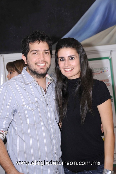 25072011 Cháirez y Cristina Llamas.