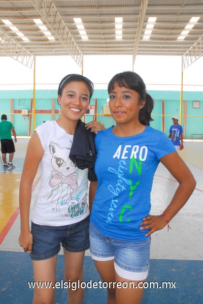 26072011 , Monserrat y Joel.