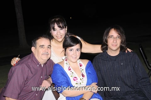 27072011  Dávila, Ángeles Vela, Héctor Cárdela y Aída Guardado.