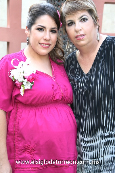 29072011 Garza Estebané y Mary Carmen Estebané Padilla.