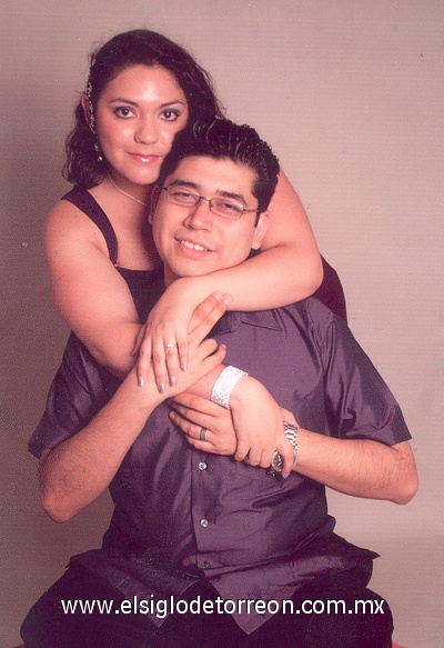 30072011  Capri Rodríguez de la Cruz e Iván Valdez Acosta.