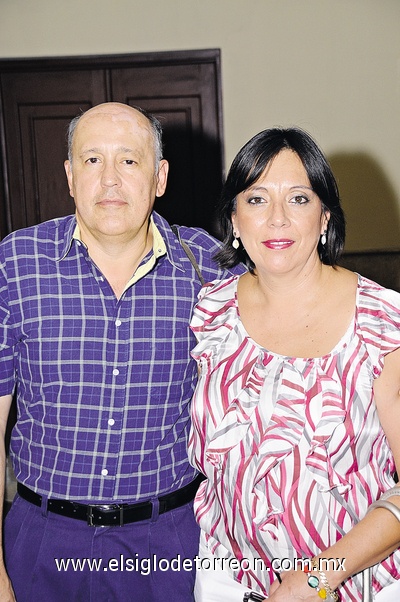 02082011  Luis Bravo y Clara de Bravo.