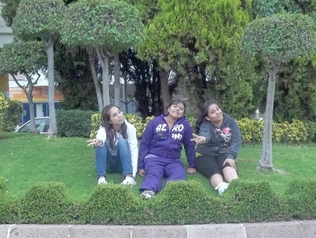 DEYANIRA, Kathia e Issys.