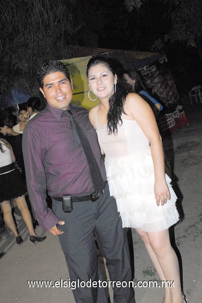 04082011  y Ana.