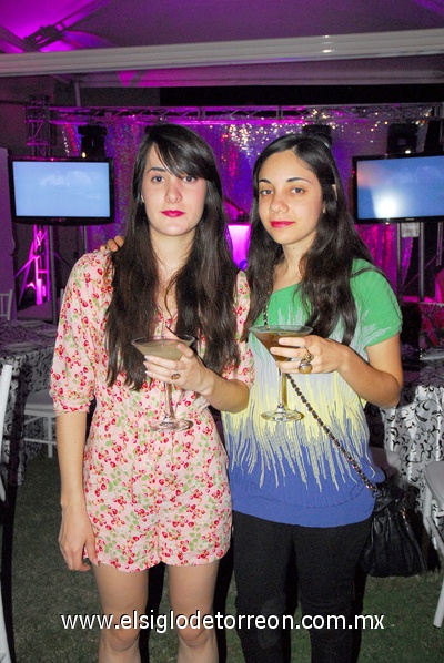 09082011 y Andrea.