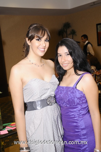 07082011  y Verónica.
