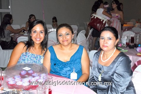 09082011  Torices, Mary José Hernández y Perla Máynez.