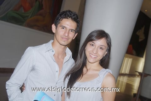 12082011  Lazaga y Alejandra Álvarez.