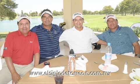 12082011  Maldonado, Eduardo Garza, Paul Espinoza y Juan Salazar.