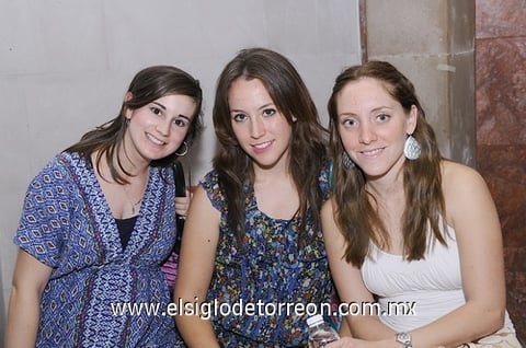María, Mariana y Ana Karla.