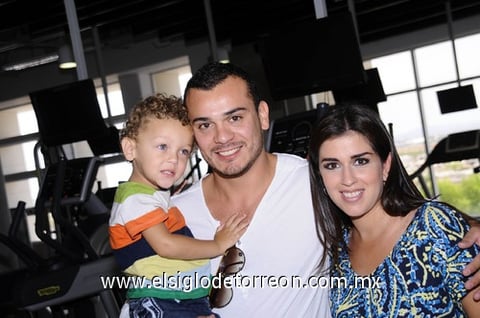 Valentino Llorens, Alfonso Llorens y Margarita Saracho.