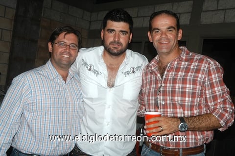 Enrique, Fernando y Gustavo.
