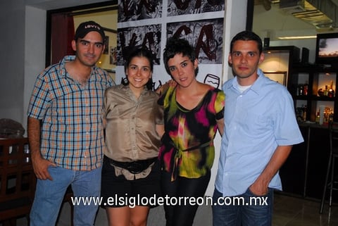Salvador Álvarez, Yolanda Velázquez, Gabriela Zurita y Armando Zurita.
