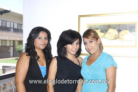 15082011  Mora, Susana Gómez y Sandra Gutiérrez.