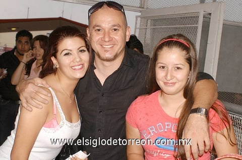 16082011 , Chepe y Angie Gorostiaga.