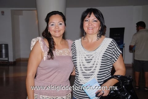 14082011  Farías e Irene James.