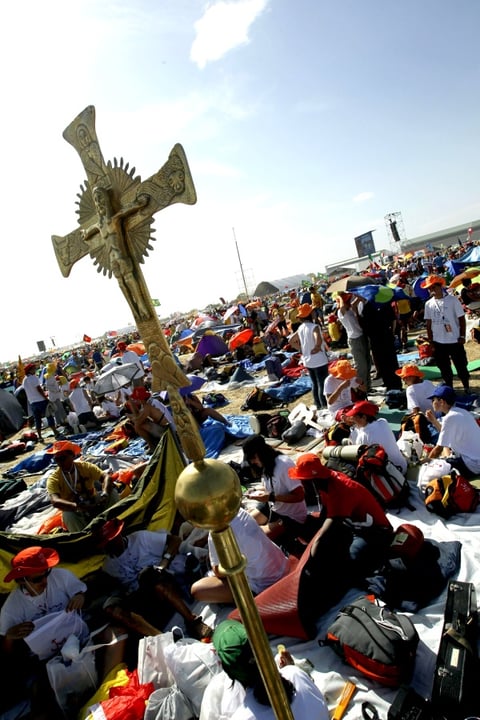 Los organizadores han declinado dar cifras sobre el número de participantes, aunque en las actividades de los últimos dos días se superaron las 500 mil personas en los actos de las JMJ.