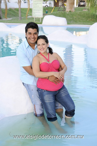 22082011 Javier Alvarado y Daniela Novoa.