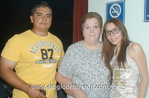 22082011  Bojorjes y la Sra. Estela Ramos.