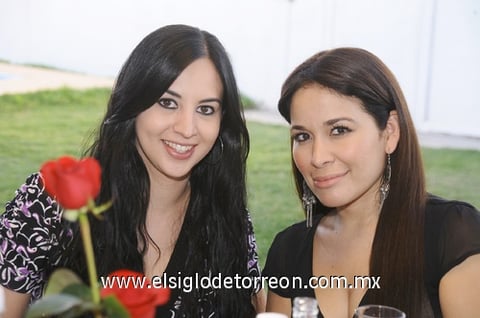25082011  Orduña, Daniela Graham, Raquel González y Elsa  Lechuga.