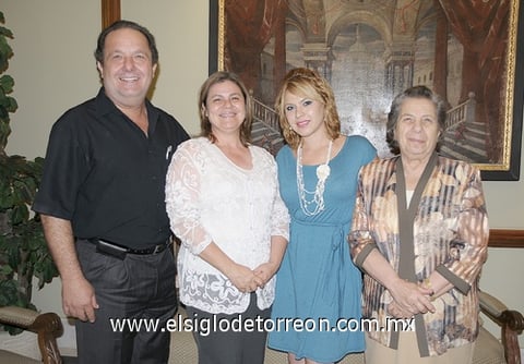 25082011 , Idalia y Pedro.