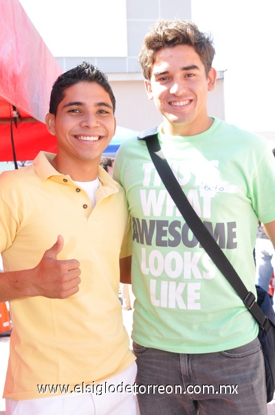 29082011  Calderón y Alberto González.