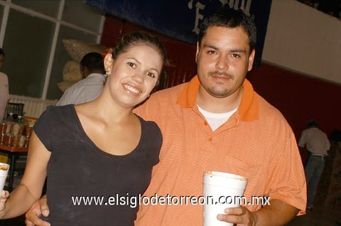 29082011 Treviño y Eva Quintero.