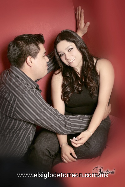 29082011  Janeth Ramírez y Martín Castillo Cordóñez.- Fotografía Sandoval