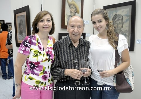 29082011  Cuevas de la Rosa, Martha Alicia Arreola Olivares y Jesús Pérez Rivera.