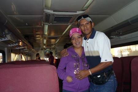 IVONNE y Ariel en el Chepe de luna de miel.