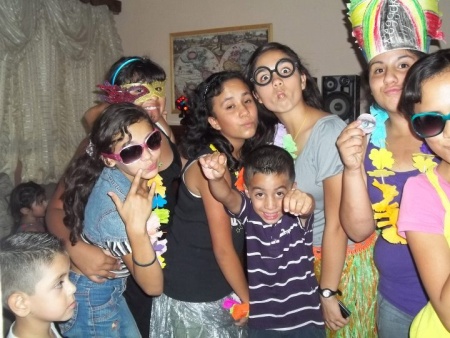 RUBÉN, Alexa, Melisa, Ana, Kathia, Issys y Karen.
