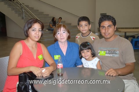 30082011  Negrete y Yazmín Borrego.