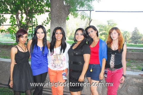 02092011 Rubio, Laura Ramírez, Diana Carranza, Betty Zavala, Angélica Martínez Valdez y Blanca Magallanes.