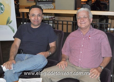 04092011 Morales y Ricardo Wong.