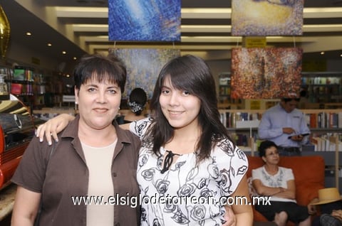 06092011  Ochoa y Ana Laura.