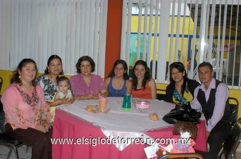 07092011 , Sofía, Olga, Paulina, Karina, Brenda y un acompañante.