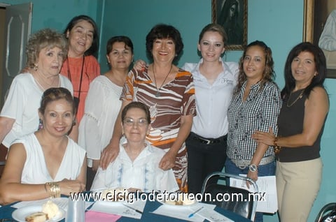 08092011 , Yolanda, Nancy, Carmen, Chepis, Ana María, Mercedes, Linda y Marissa.