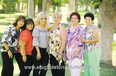 12092011  de Origel acompañada de Martha Graciela, Sandra, Fabiola, Gaby y María Teresa.