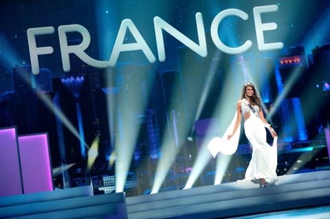 Laury Thilleman, representante de Francia, compitió por la corona.