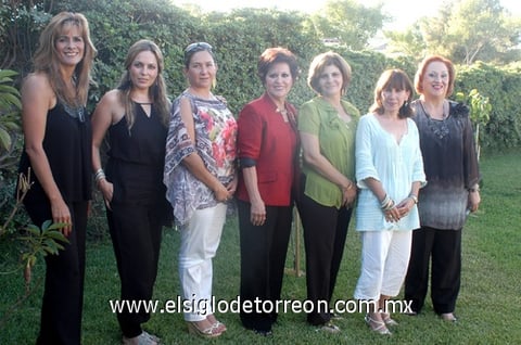 22092011 , Irma, Laurita, Monis, Margarita, Liz y Tita, integrantes de la nueva mesa directiva del Club de Jardinería La Rosa.