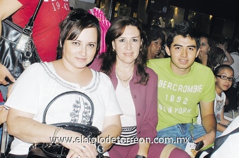 22092011  Alejandra y Pepe.