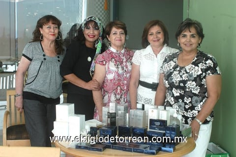 25092011 de Anda, Claudia López, Mary de Silva, Mary de Martínez y Lulú de Pérez.
