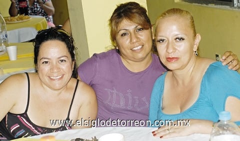 28092011  y Vanessa.