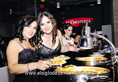 Marthy Dávila y Lilia Zugasti.