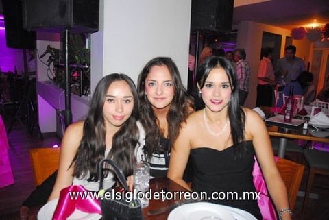 Sofía Villarreal, Katy Torres y Miriam Carmona.