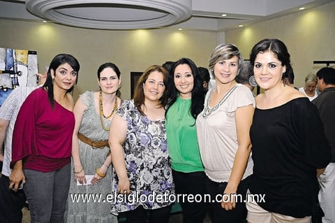 Bety, Eva, Ivette, Silvia, Hanna y Dulce.