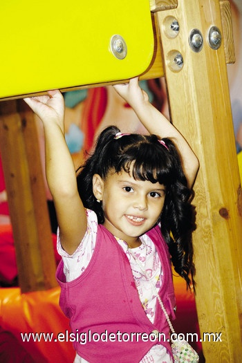 Muy linda lució Maryjose en su divertida fiesta.